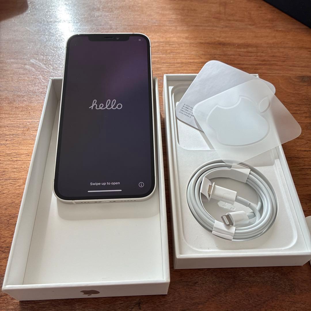 Apple iPhone 12 128GB ホワイト 本体 充電ケーブル付
