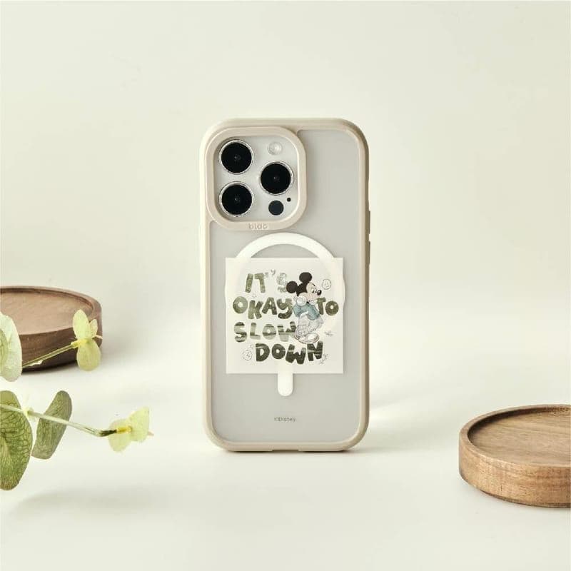 ミッキーマウス iPhone スマホケース　MagSafe 対応