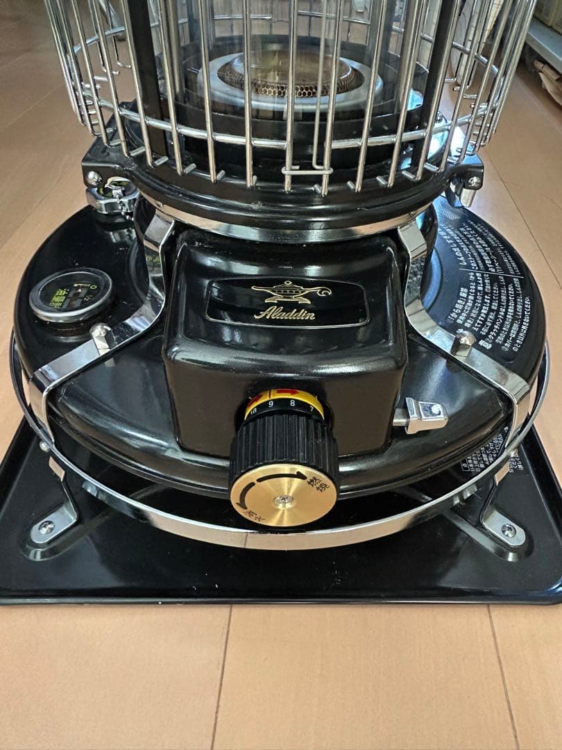 アラジン 石油ストーブ ブルーフレーム BF3912ブラック　未使用芯付