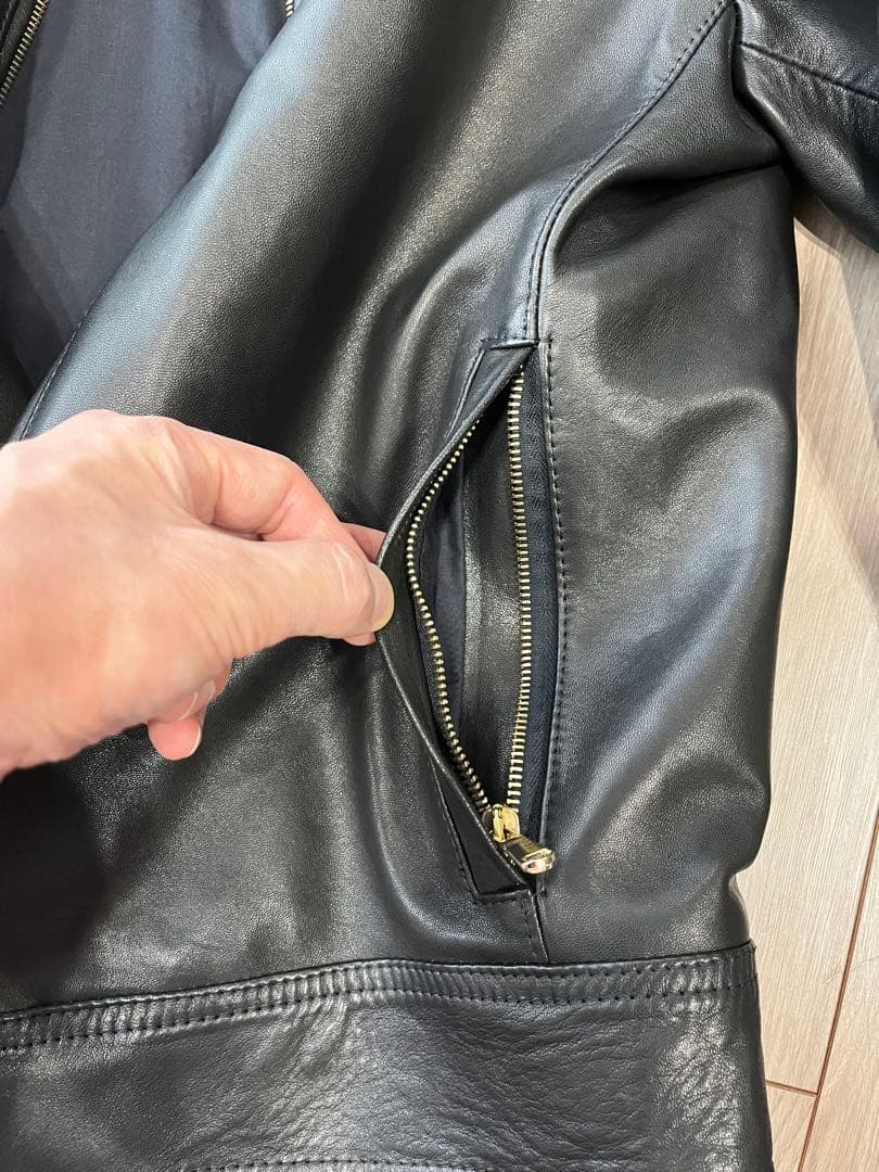 Emmeti エンメティ JURI ライダース ブラック 46 ゴールドジップ