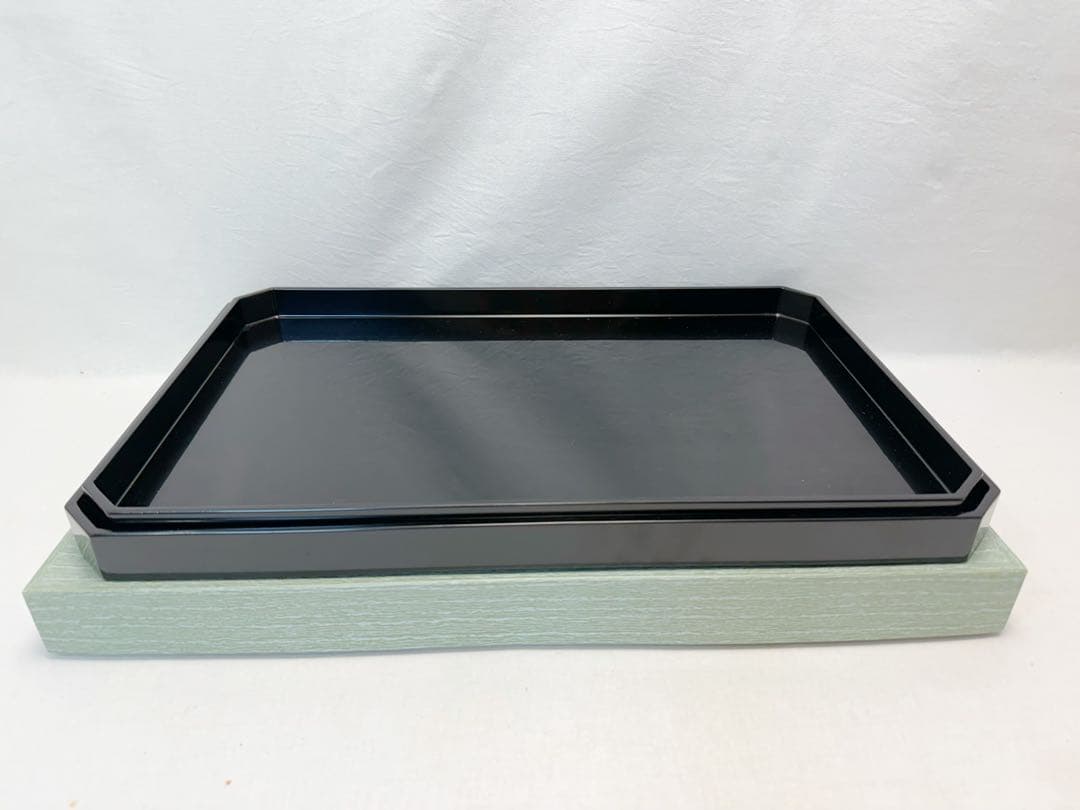 未使用 懐石道具 木製黒真塗 脇引き盆二枚セット 紙箱