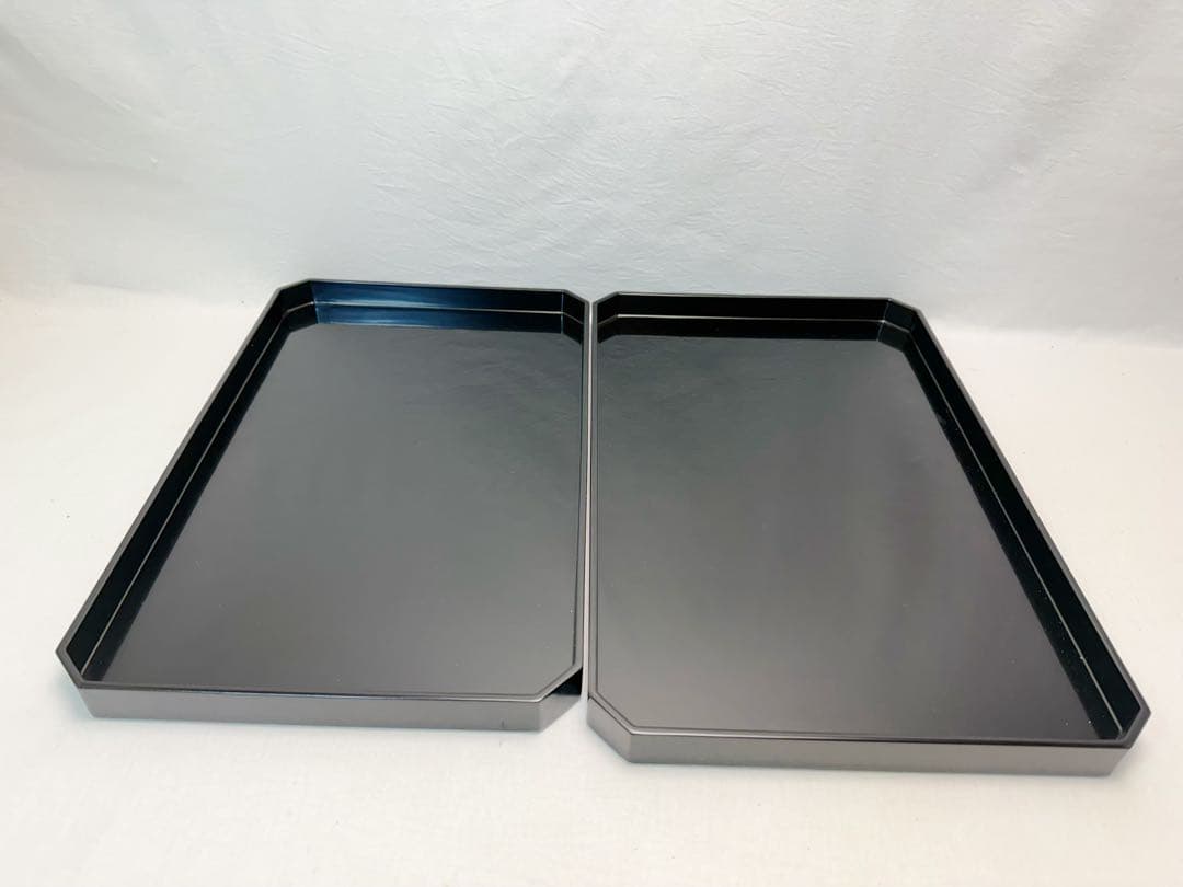 未使用 懐石道具 木製黒真塗 脇引き盆二枚セット 紙箱