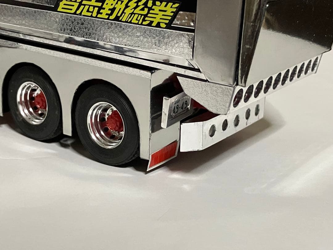 デコトラダンプ、スパグレ、デカ箱ダンプ、プラモデル1／32完成品