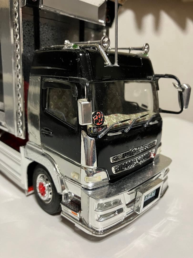 デコトラダンプ、スパグレ、デカ箱ダンプ、プラモデル1／32完成品