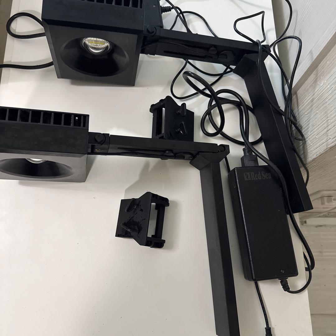 ReefLED 90 2個セット　レッドシー 　アーム付きになります！！