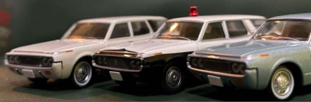トミカリミテッドヴィンテージネオ クラウン バンデラックス カスタム 3台