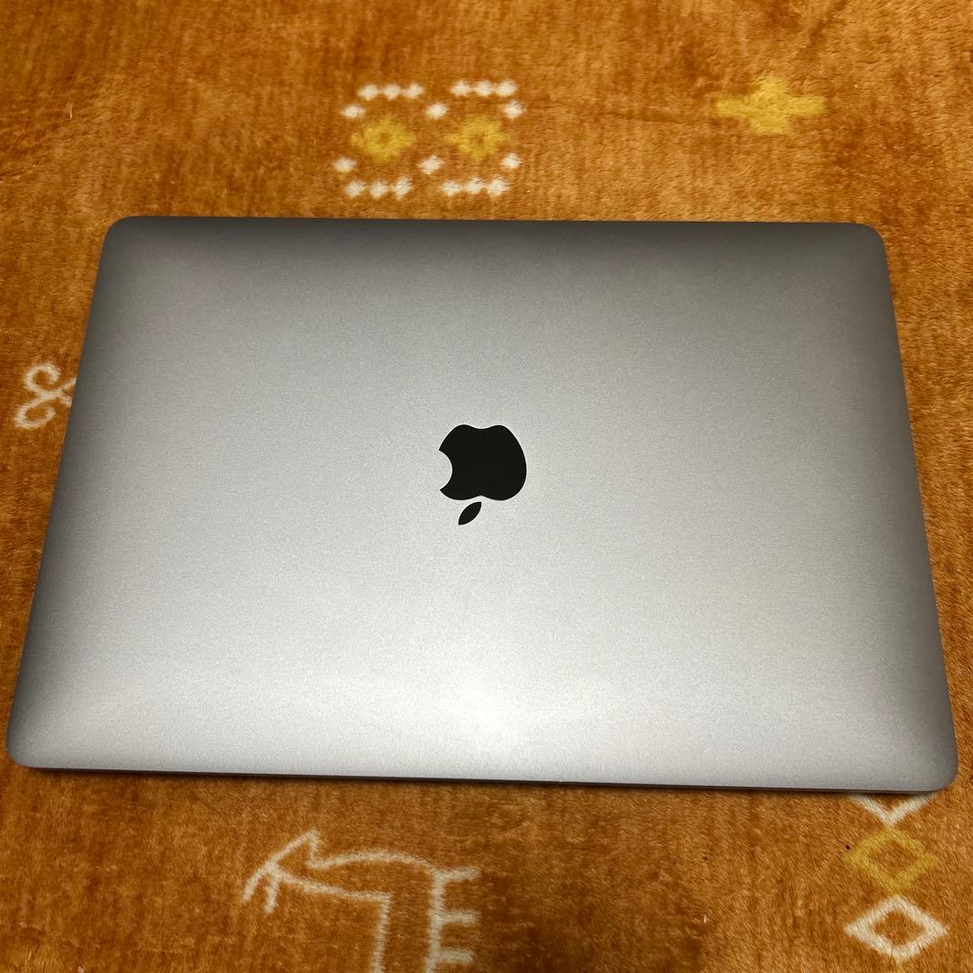 美品MacBook Pro 2020 M1 A2338 8/ 250GB 8コア
