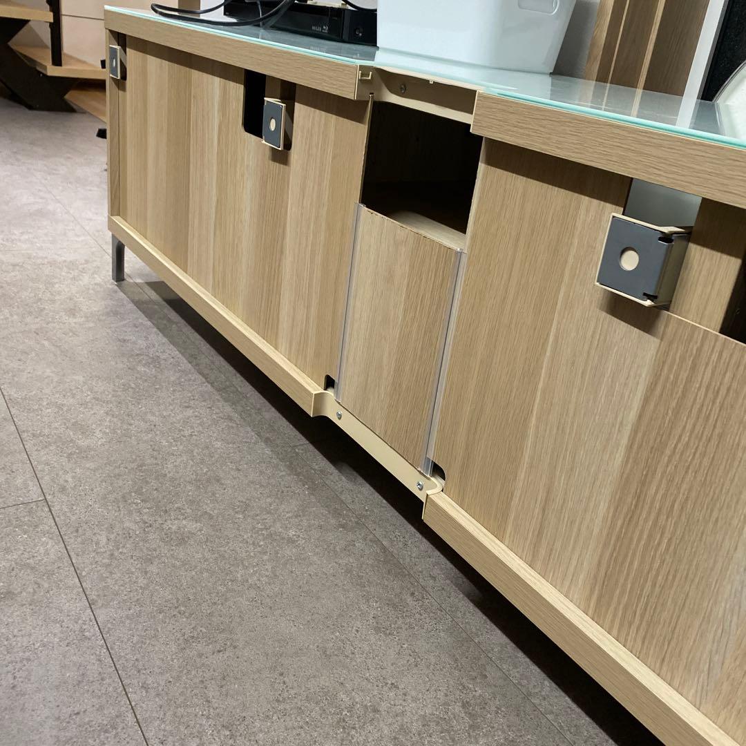 【IKEA】ベストー　テレビ台 ホワイト　ガラス天板付き