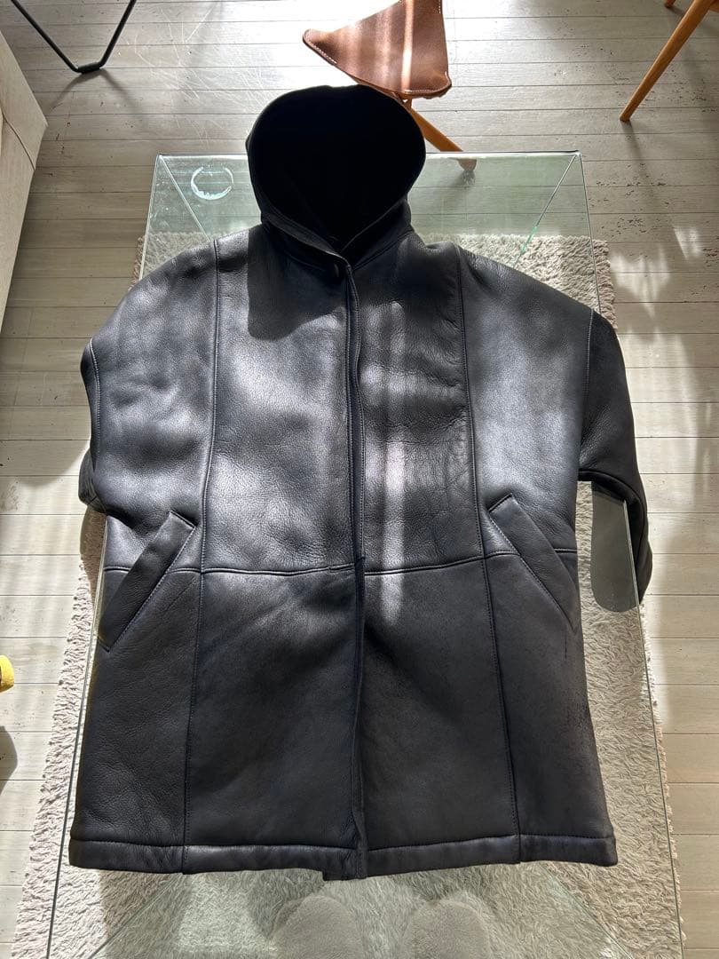 ムートンコート