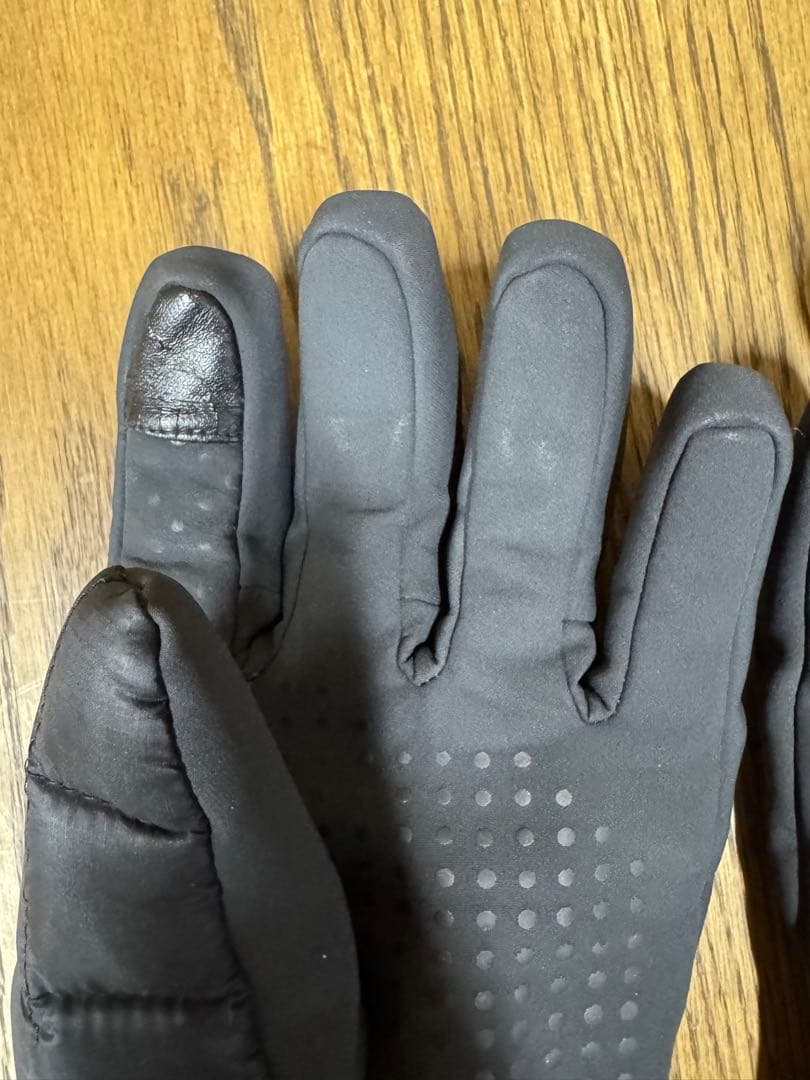 カナダグース ブラック グローブ　手袋　Mサイズ