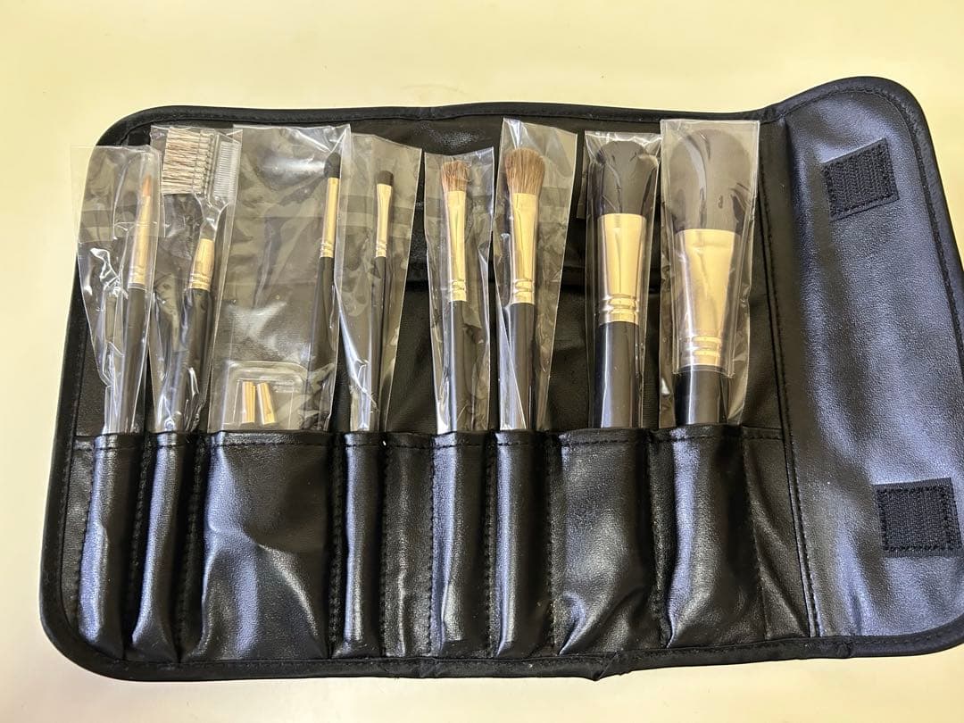 アルソア　プロ用メイクブラシセット　ケース付き
