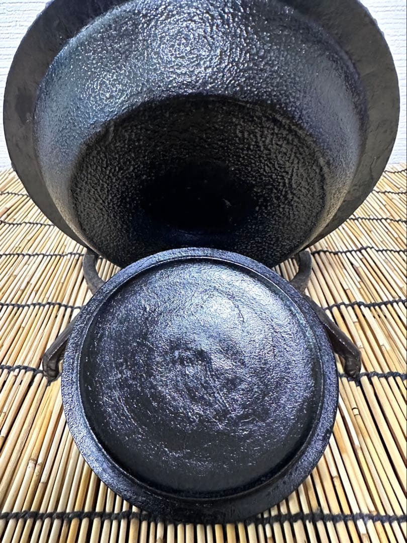 未使用品、供箱等付属品付　南部蓬榮堂造　１５型九重アラレ　南部鉄瓶　南部鉄器