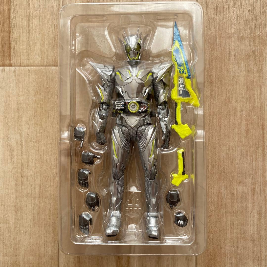 S.H.Figuarts 仮面ライダーゼロワン メタルクラスタホッパー