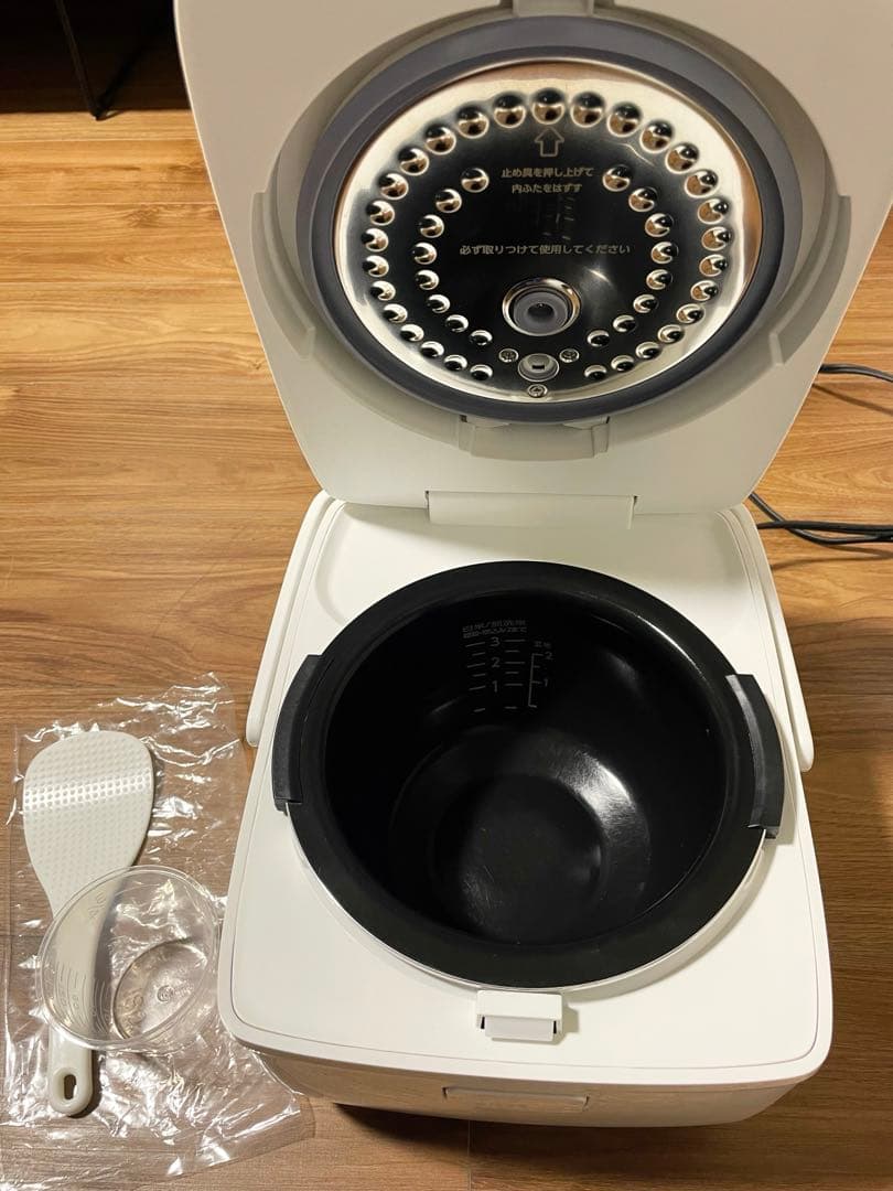 10%引き！2024年製TWINBIRD IH炊飯ジャー RM-D793