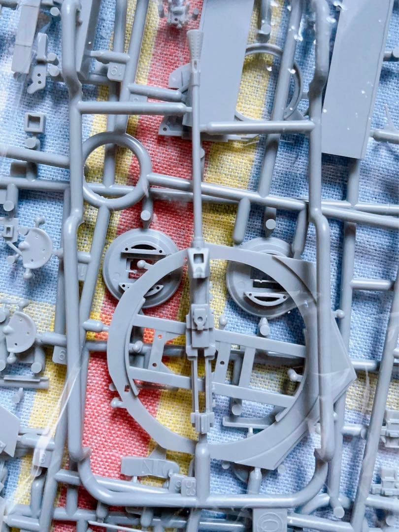 サイバーホビー 1/35 8トンハーフトラック w/3.7cm FLAK43