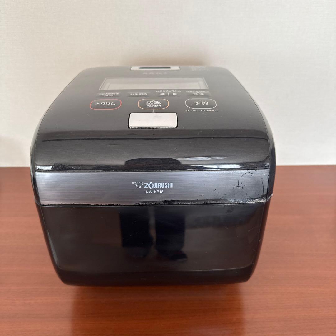 ⭐️さちです⭐️象印　炊飯器 炎舞炊き NW-KB18 10合炊き　一升炊き