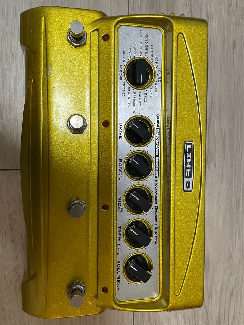 LINE 6 DM4 Distortion Modelerゴールド