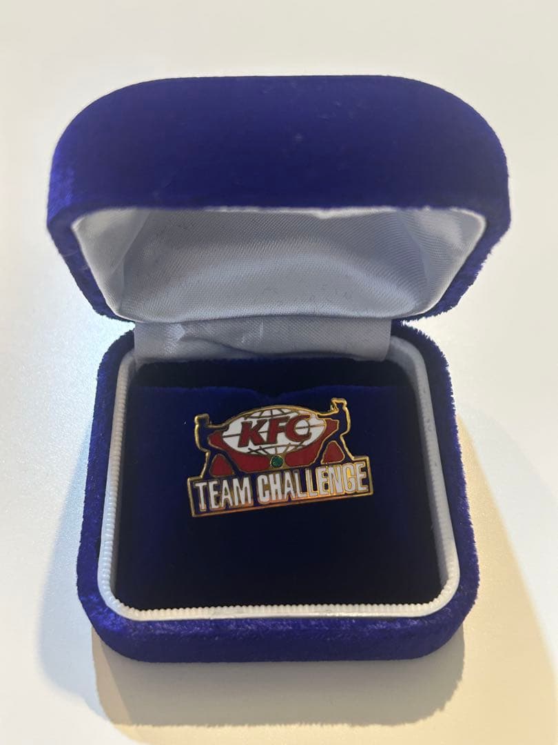 [希少]1994年KFC チームチャレンジピン ケース付き
