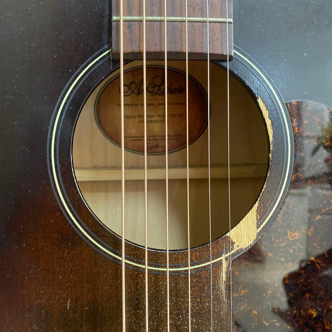 Art & Lutherie Legacyカッタウェイ バーボンバースト