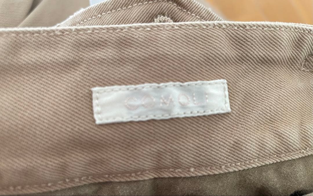 comoli コモリ　ベルテッドチノ