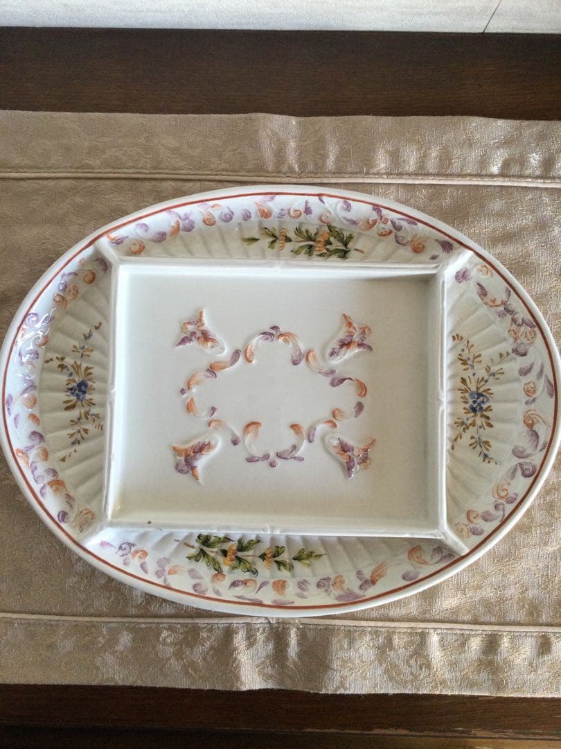 ヴィンテージ　イタリア製チュリーン　インテリアとしても　蓋付き容器　スーピエール