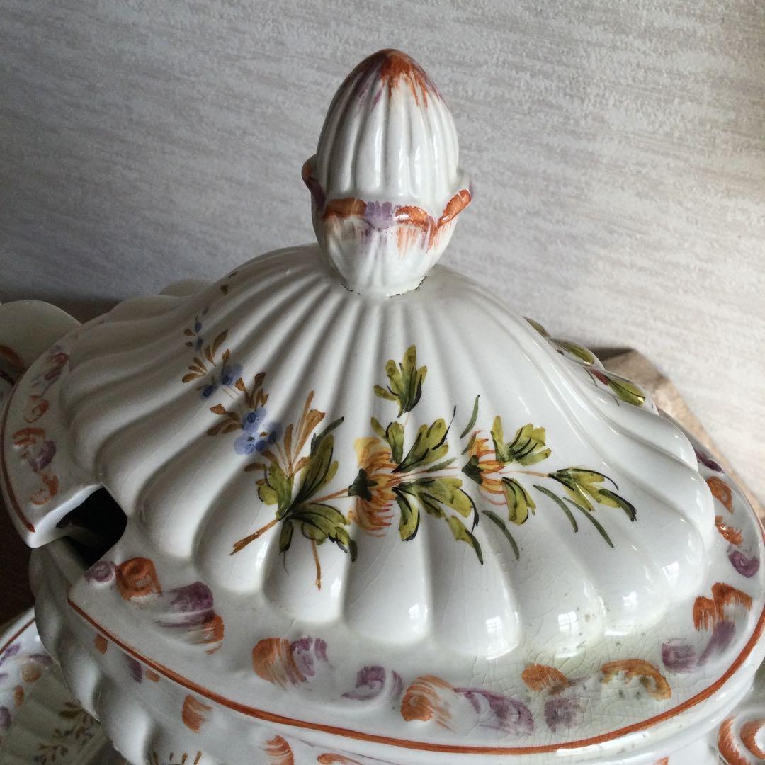 ヴィンテージ　イタリア製チュリーン　インテリアとしても　蓋付き容器　スーピエール