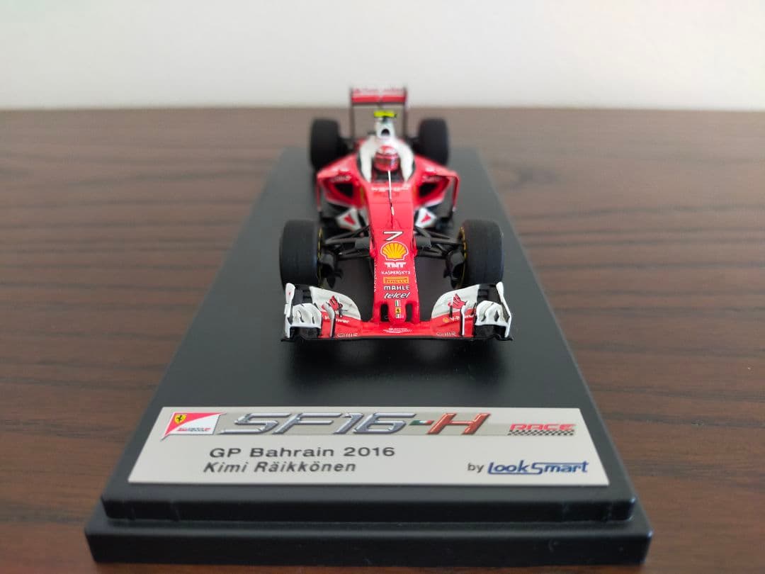 【専用品】ルックスマート 1/43 フェラーリ SF16-H キミライコネン