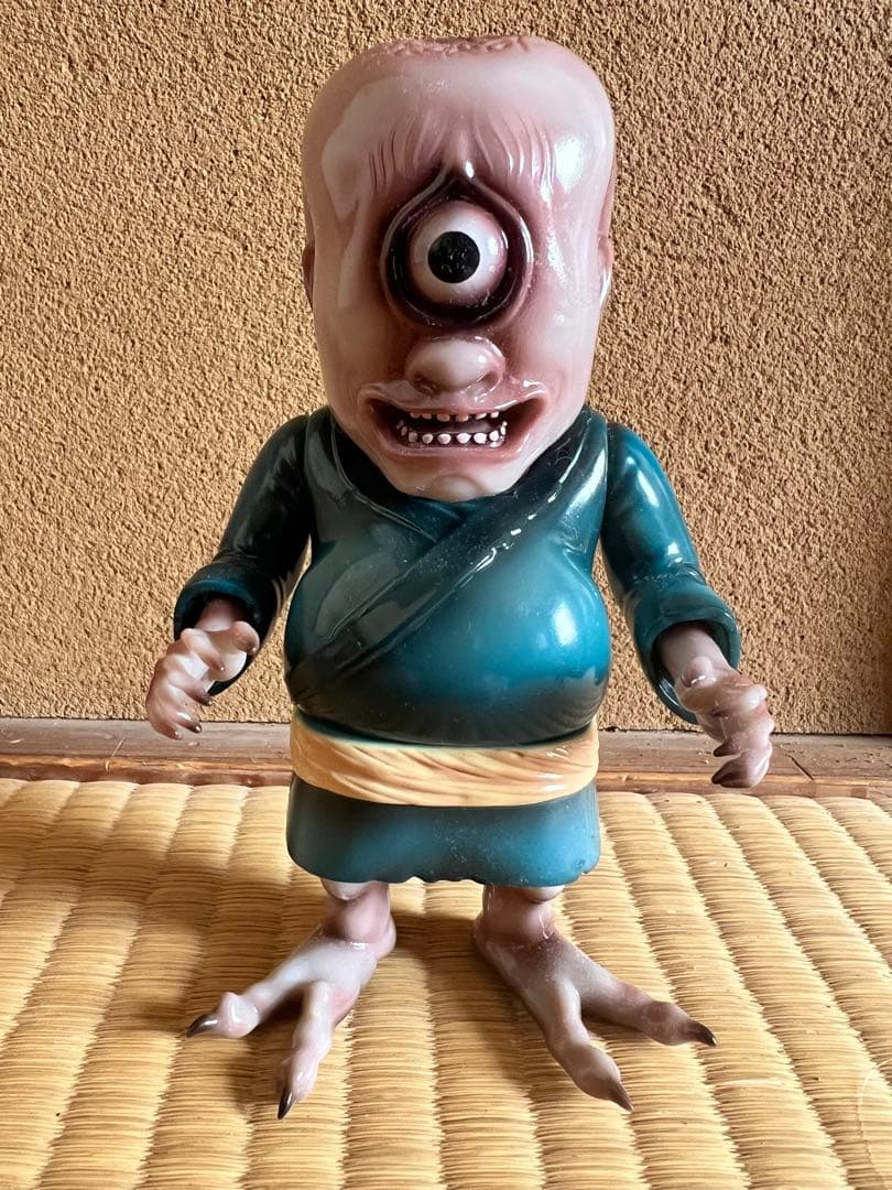 【PLANET X】一つ目小僧(HAKABA Ver.） ソフビ 墓場の画廊