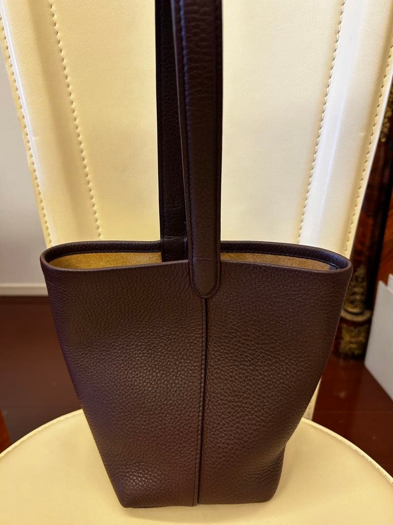 THE ROW ダークブラウン レザーショルダーバッグ