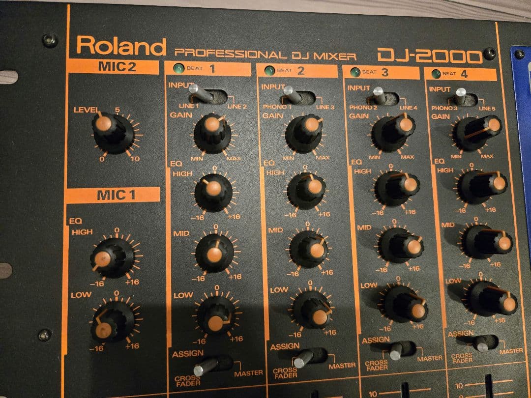 【Roland】ローランドプロフェッショナルDJ MIXER DJ-2000