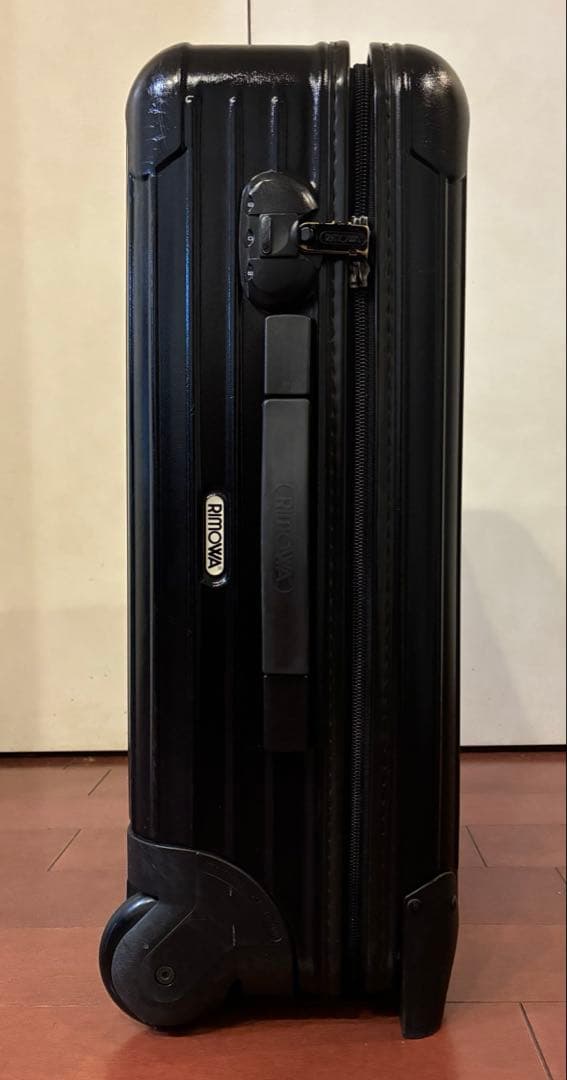 【貴重な廃盤モデル/中古】リモワ RIMOWA SALSA 55cm 機内持込可