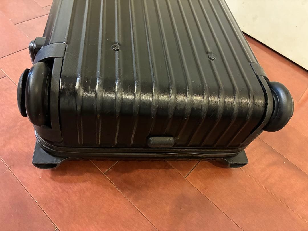 【貴重な廃盤モデル/中古】リモワ RIMOWA SALSA 55cm 機内持込可