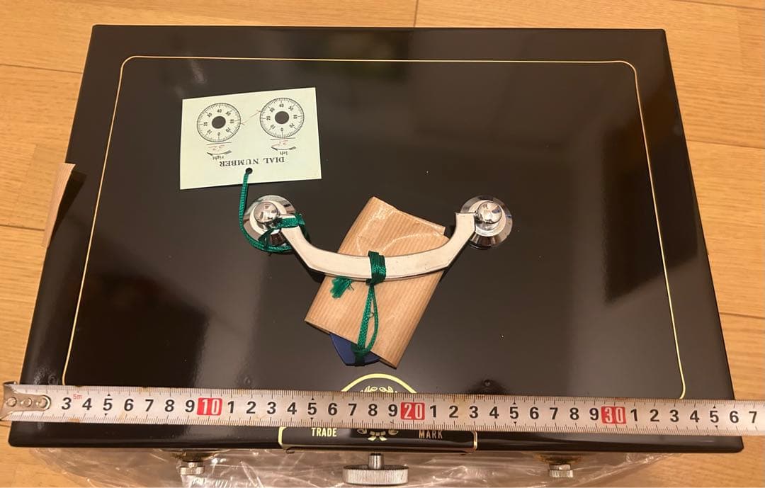 黒色手提げ金庫 盗難予防警鈴レトロ アンティーク金庫《黒色は三つしかありません》