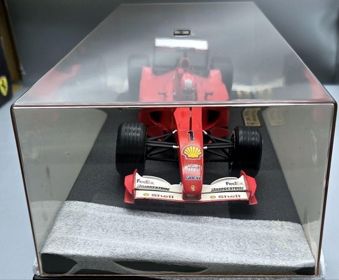 Ferrari　F2001 BBR 1/18 Mシューマッハワールドチャンピオン