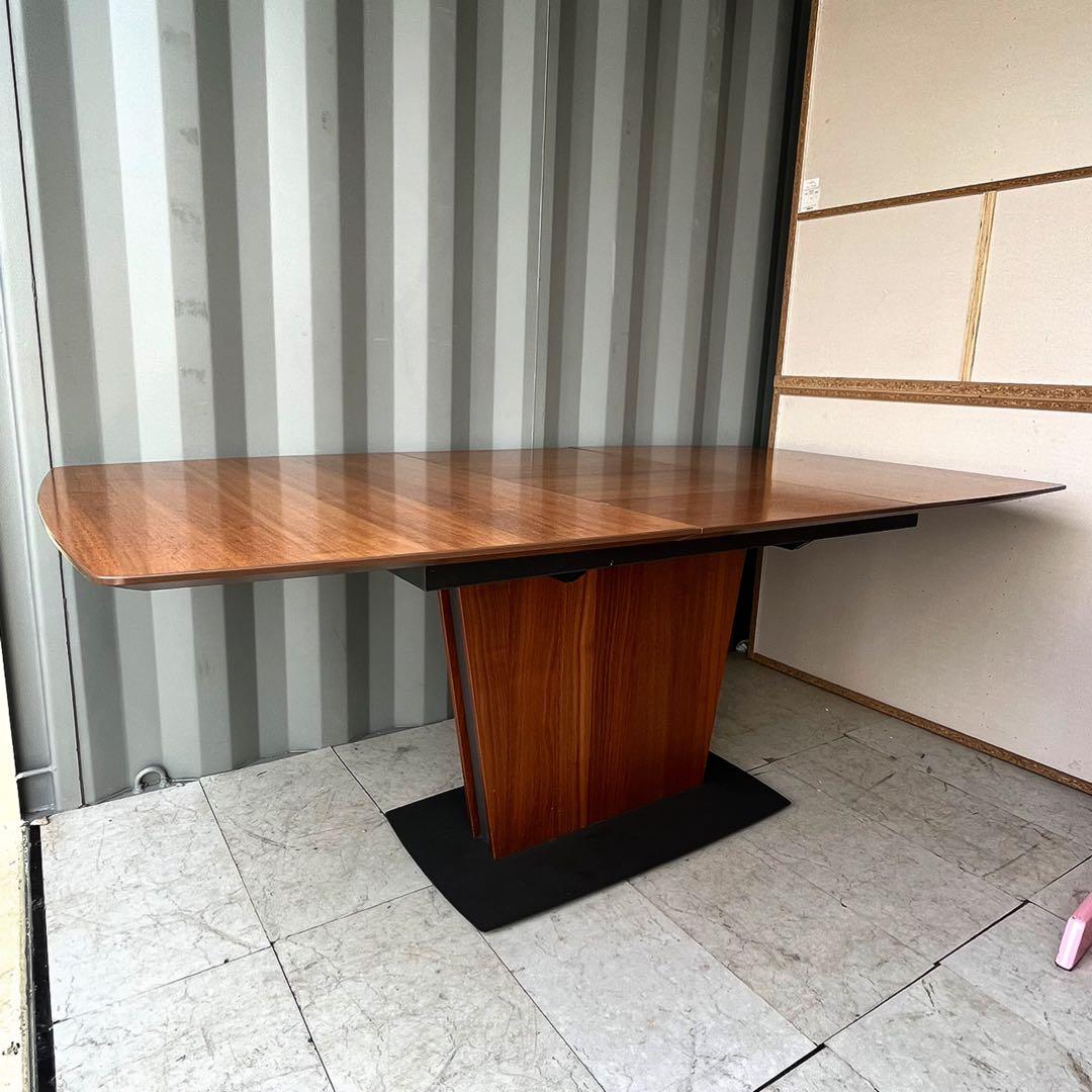 取付無料！ボーコンセプト ミラノ 北欧デンマーク モダン伸長式ダイニングテーブル