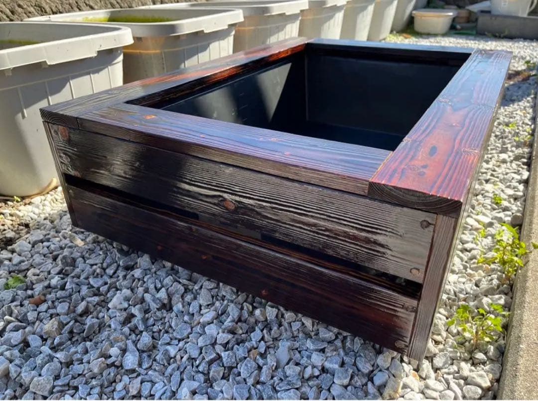 【新品】　60Lトロ舟と木枠のセット　屋外用　網蓋つき