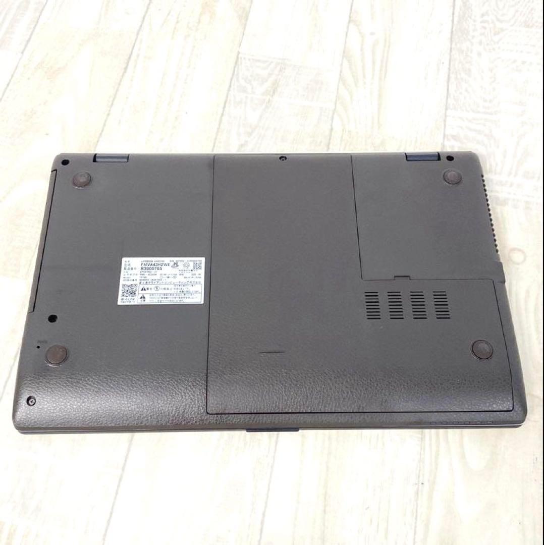 トニーざタイガー✨新品FUJITSU ノートパソコン　FMVA43/H2