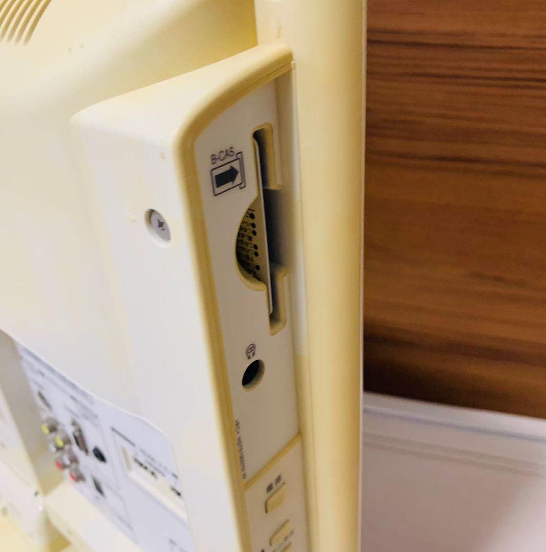 東芝 液晶テレビ19インチREGZA　スマホの画面がテレビで観れる