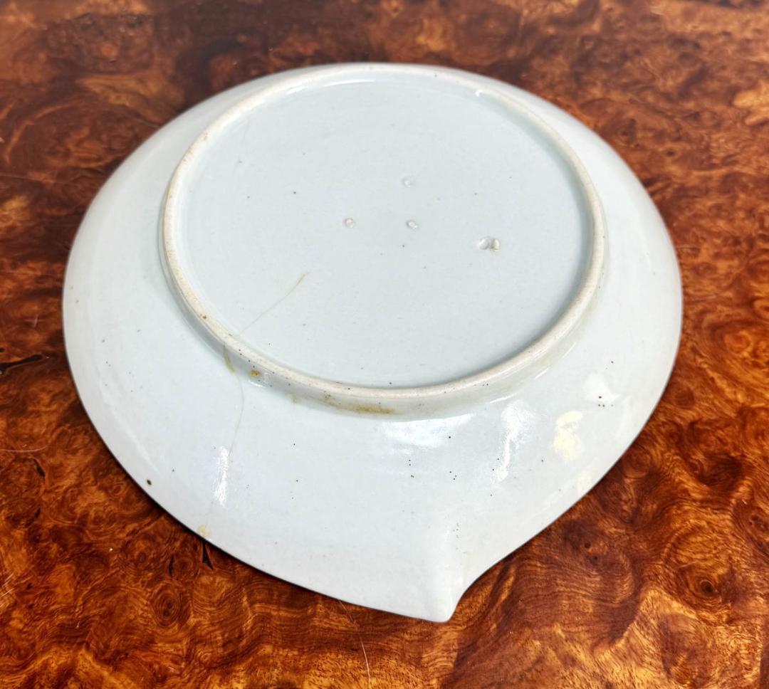 江戸時代 献上伊万里 寿桃型菊文中皿 古伊万里 古美術 ウブ品 WWTT417