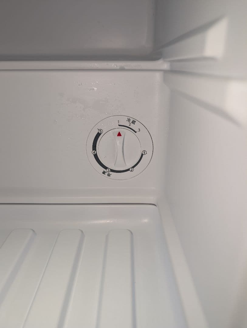 中古美品24年製冷凍庫FZ03A-31WT※一部地域配送設置無料《中段棚無し》