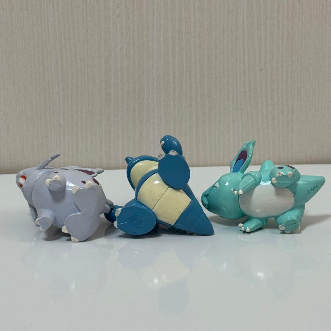 ポケモン モンコレ ニドラン♀ ニドリーナ ニドクイン 美品 希少