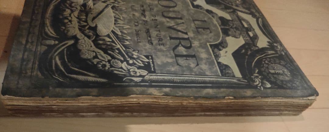 ルーブル美術館　LE LOUVRE 絵画　骨董品　レプリカ　 アートブック