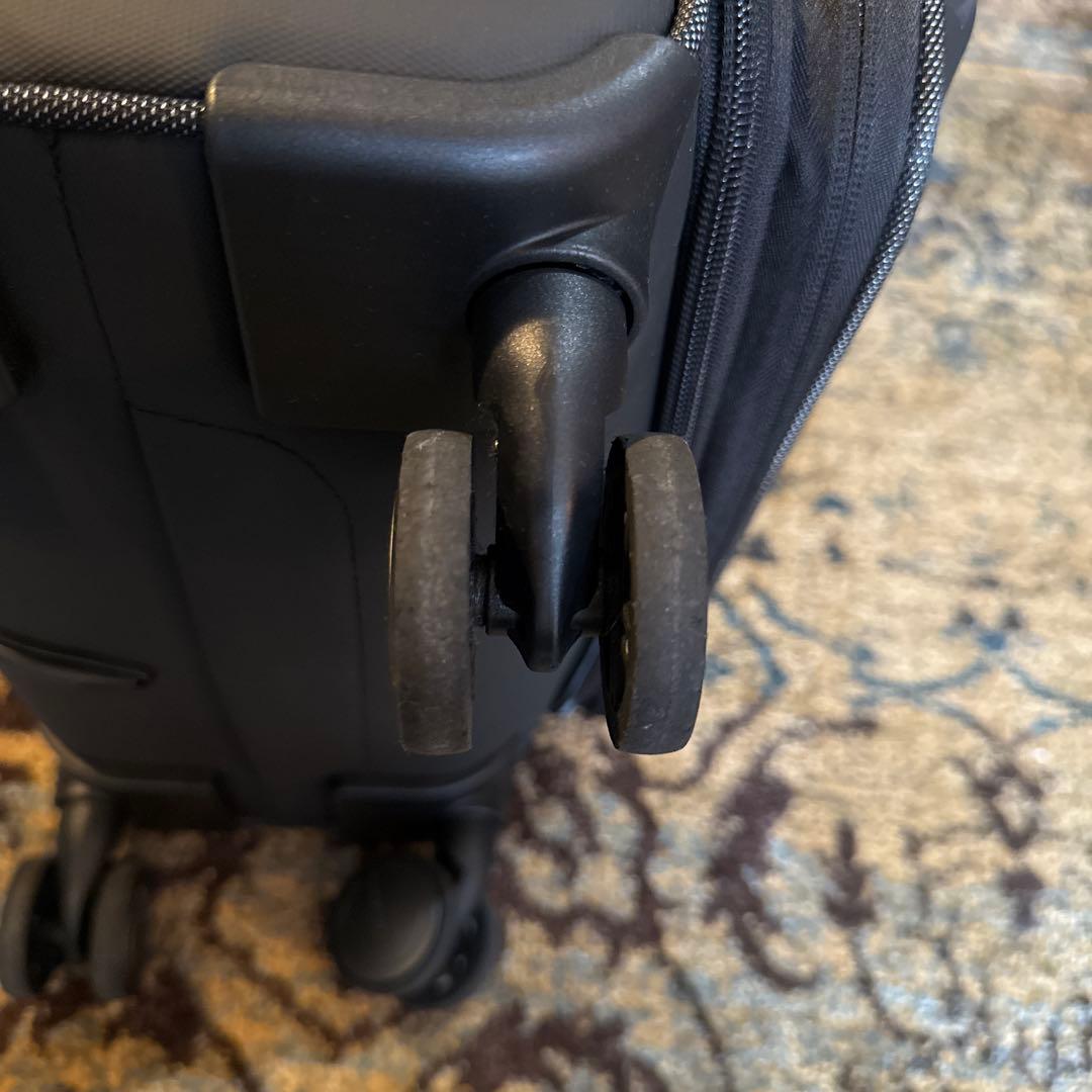 美品　サムソナイト　ソフトキャリーバッグ STRARIUM