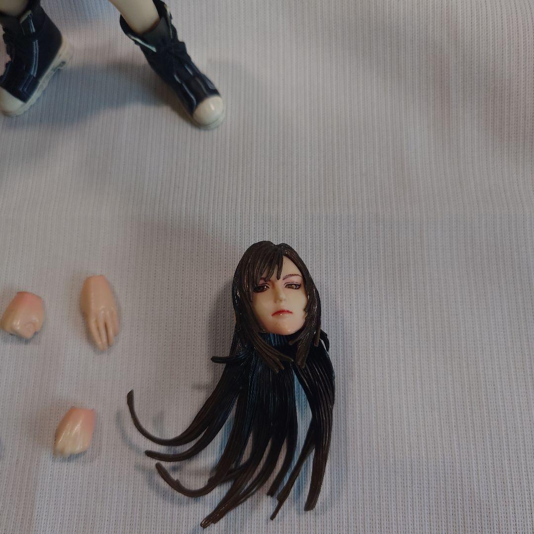 PLAY ARTS改 ティファ・ロックハート