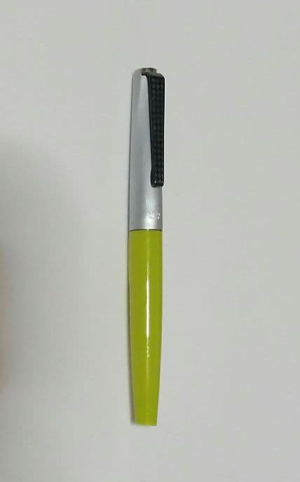 MONTBLANC　Caressa　モンブラン　カレッサ　ライムグリーン　万年筆
