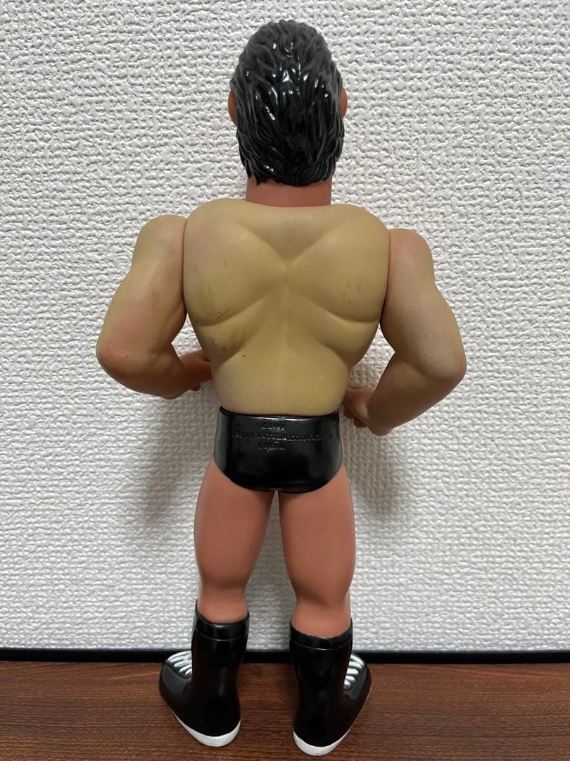 プロレスフィギュア 3体セット 猪木 武藤 蝶野 ビッグサイズ