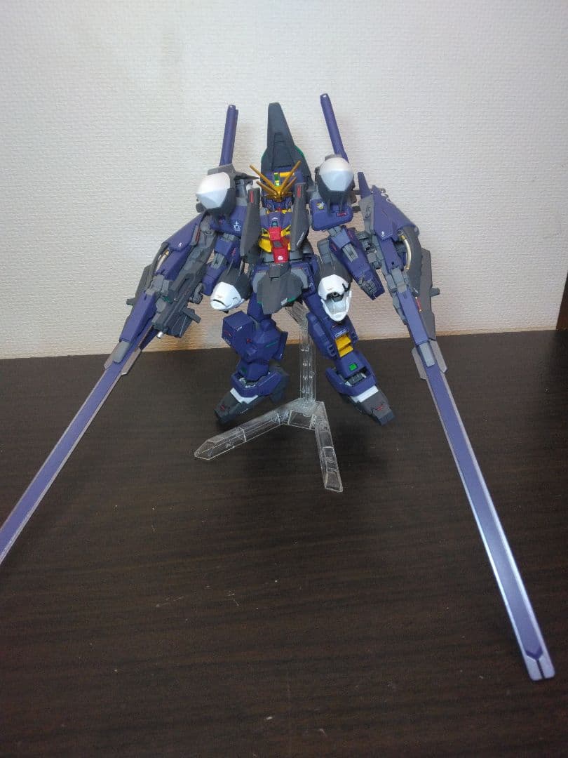 HGガンダムTR-1 ハイゼンスレイ・ラーⅡ全塗装完成品　改造品　　台座付
