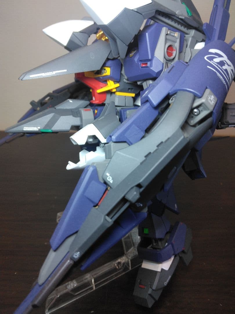 HGガンダムTR-1 ハイゼンスレイ・ラーⅡ全塗装完成品　改造品　　台座付