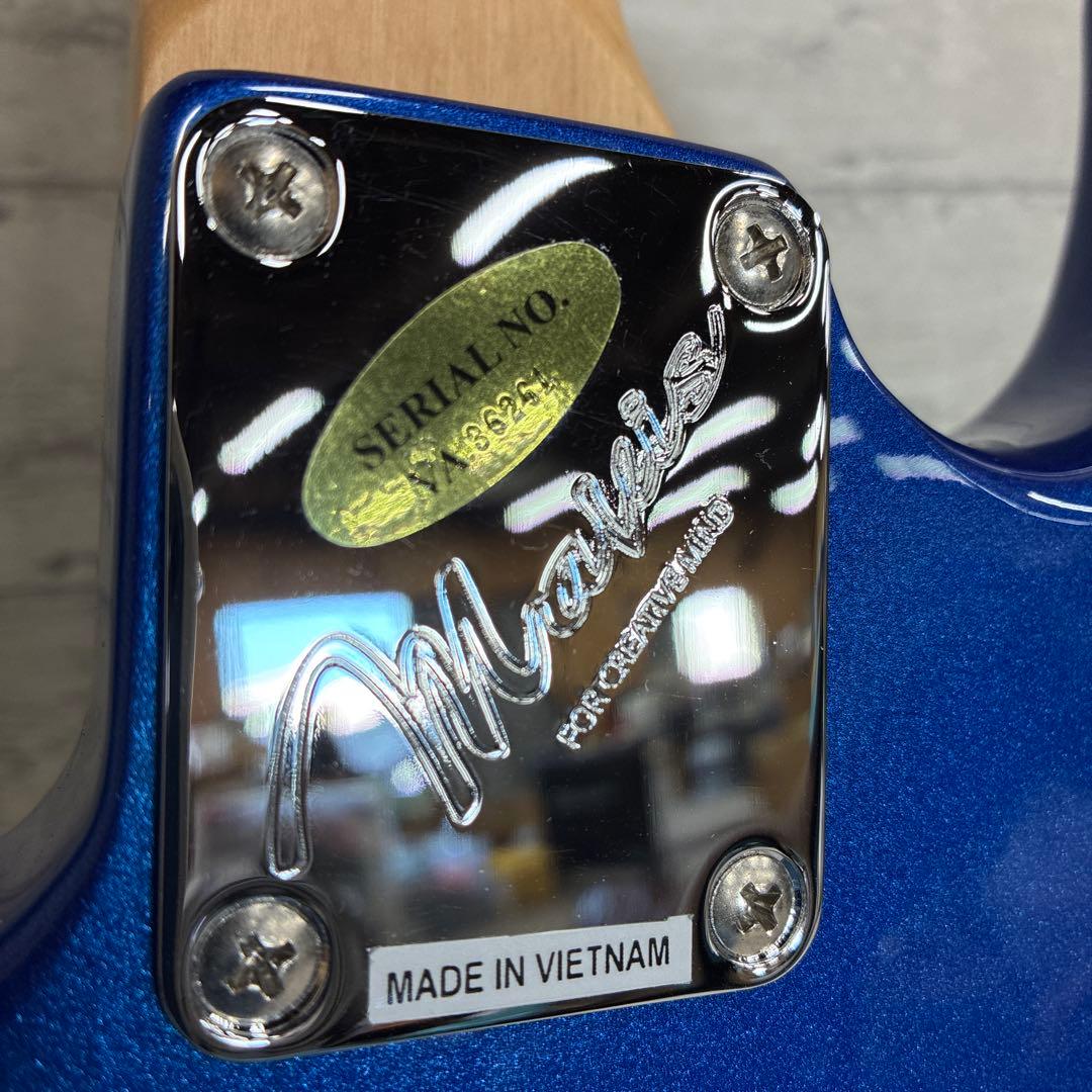 メイビス ストラトキャスター エレキギター