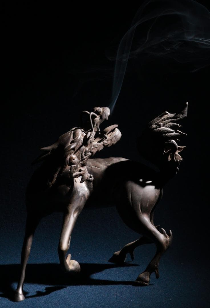 古美術品　時代　古銅　麒麟形香炉　高29.5㎝　神獣 置物 金属工芸 BJ164